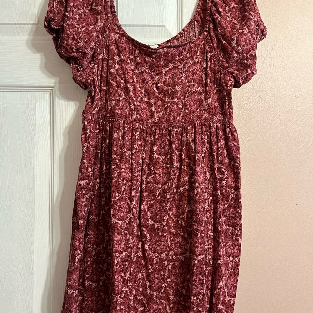 American Eagle Outfitters Burgundy Floral Top